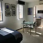 Апартаменти Voiles St Tropez Apartements *