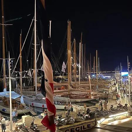 Voiles St Tropez Apartements * Сен-Тропе